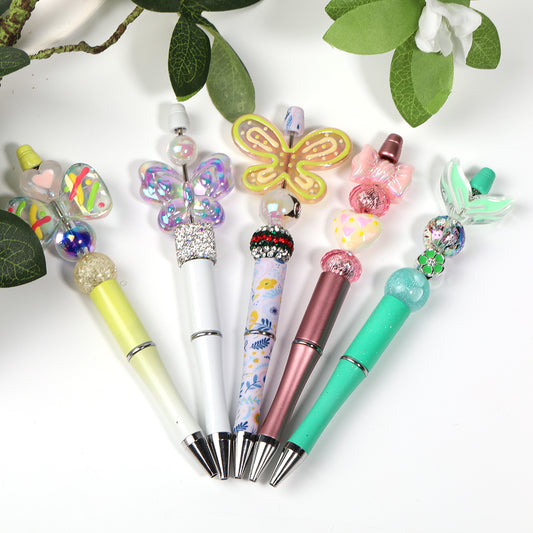 P8 Wholesale all kinds of diy beads, pens, pendants, key chains